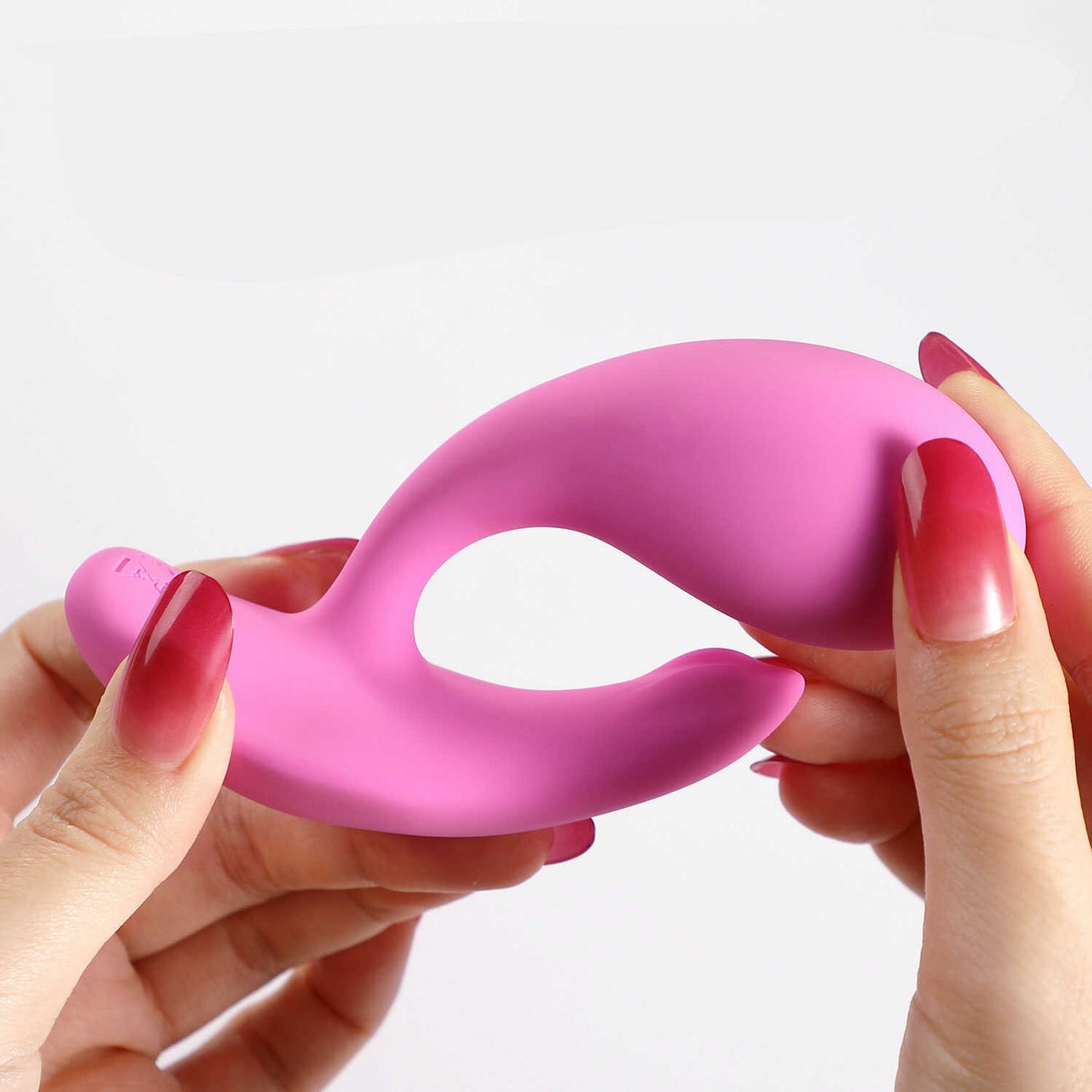Oly 2 Vibromasseur à pression et application controlable avec le voix Rose - Honey Play box - Vibromasseur disponible chez LollyDoll, pas cher