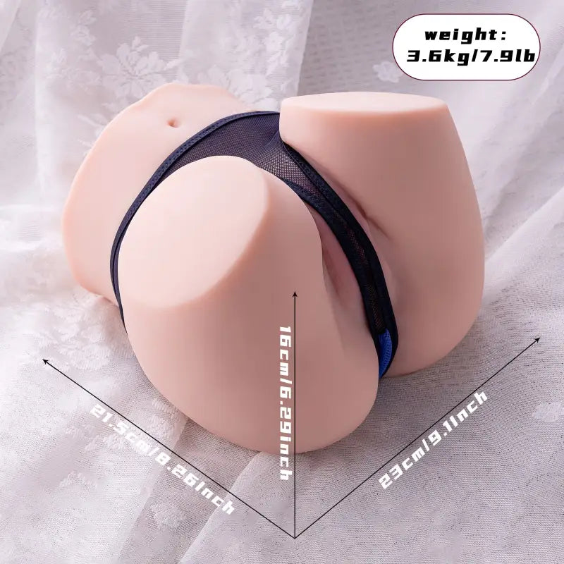 Torse féminin en silicone avec sous-vêtements.