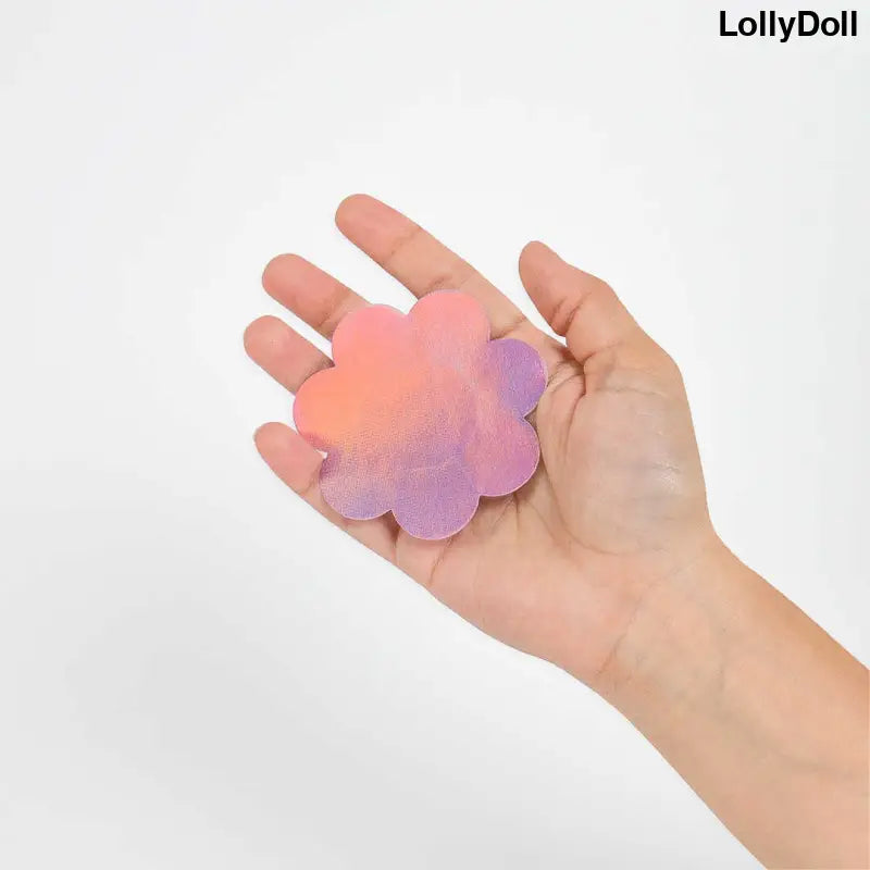 Découvrez les cache-tétons WOW BOOBS ! en forme de fleur, un accessoire de lingerie original et audacieux. Parfait pour apporter une touche de fantaisie à votre tenue, ces cache-tétons sauront sublimer votre silhouette en toute discrétion. Disponible chez LollyDoll.