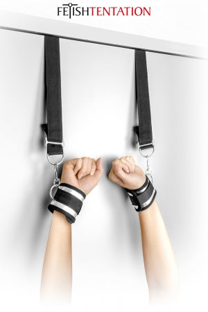 Menottes de suspension de porte