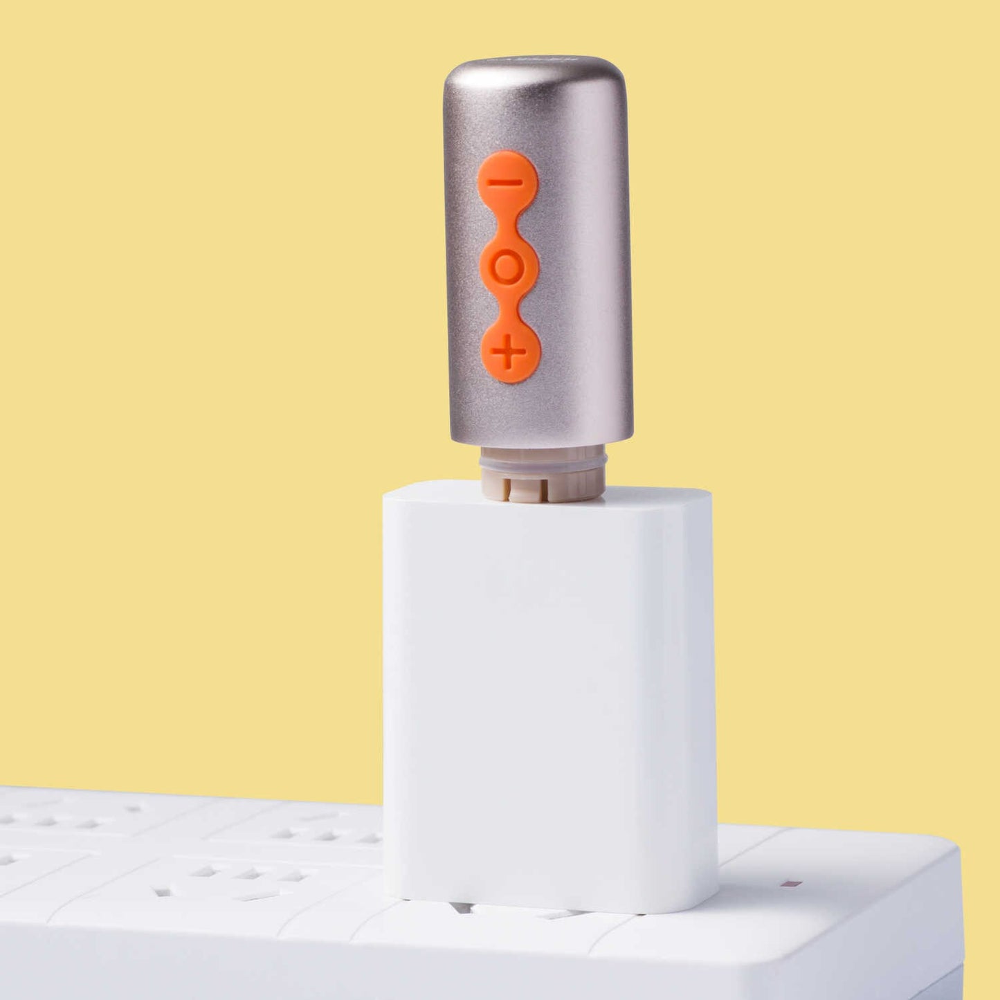 Partschinite The naughty collection Vibromasseur à tête interchangeable Orange