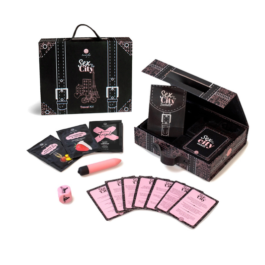 Avec ses 40 cartes challenges, le Travel Kit "Sex in the City" propose une large gamme de scénarios qui ajoutent du piment à la relation de couple, dispo chez LollyDoll