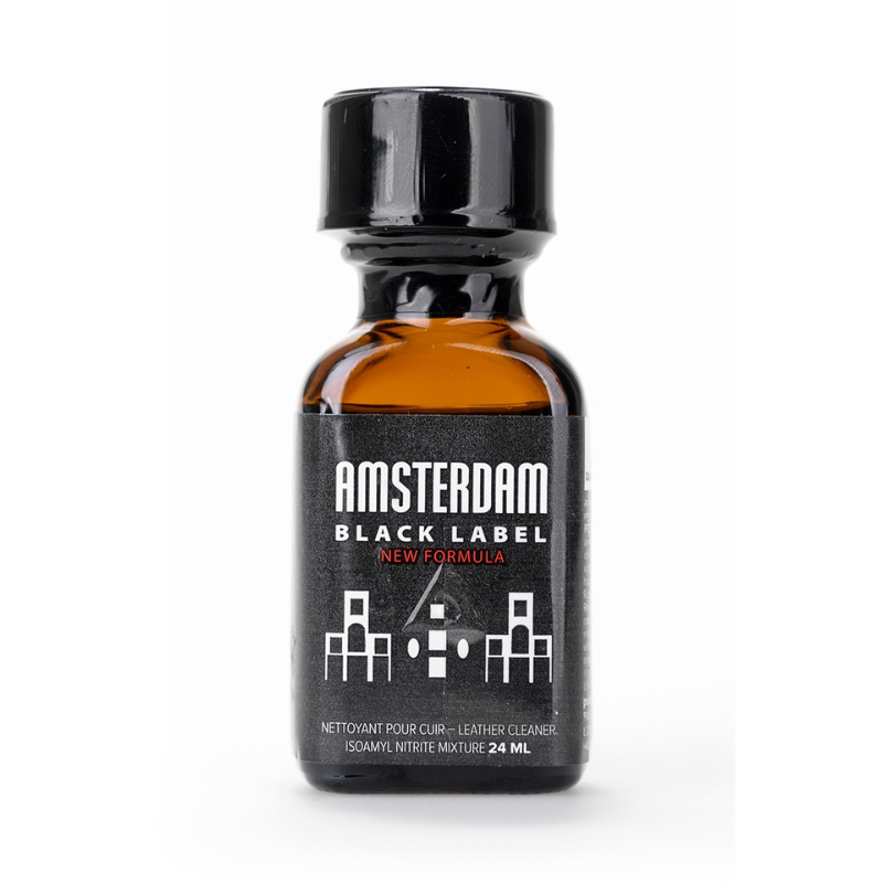 Le Poppers Amsterdam Black Label 24 ml est un arôme d’ambiance pour adultes reconnu pour sa formule puissante à base de nitrite d’amyl, appréciée pour ses effets profonds et plus durables que les formules classiques