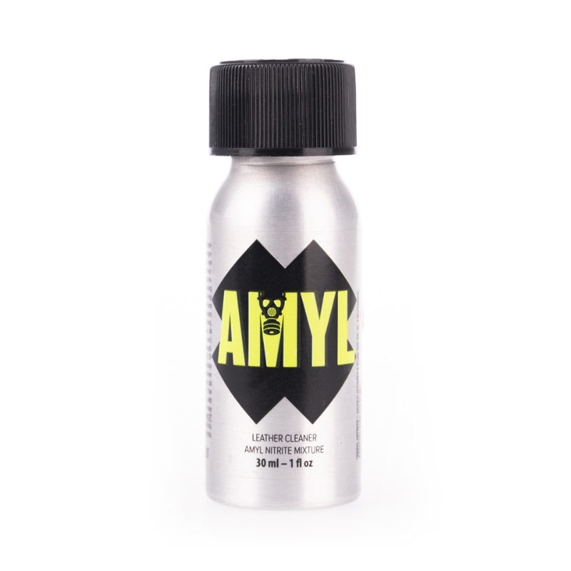 Le Poppers Amyl 24 ml est un arôme liquide pour adultes reconnu pour son intensité élevée et sa montée progressive, caractéristique typique des formulations à base de nitrite d’amyle. Il s’adresse aux utilisateurs recherchant une expérience plus durable et plus profonde que les poppers à diffusion rapide.