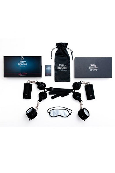 Kit d’attaches pour lit – Fifty Shades of Grey : transformez votre chambre en terrain de jeu sensuel chez LollyDoll