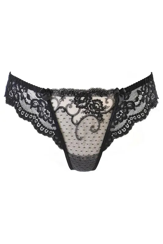Culotte en dentelle noire.